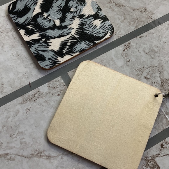 4 for $19 - Picture 14 of 16